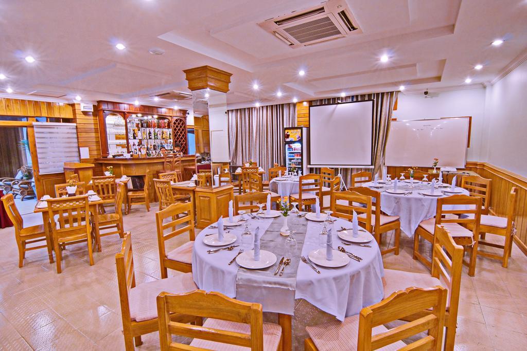 Hotel Dingar Mandalay Esterno foto