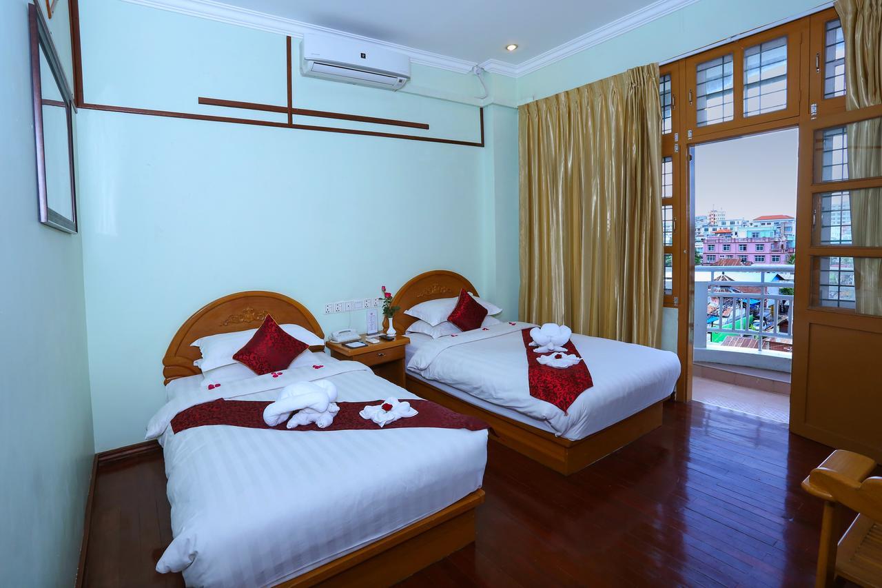 Hotel Dingar Mandalay Esterno foto