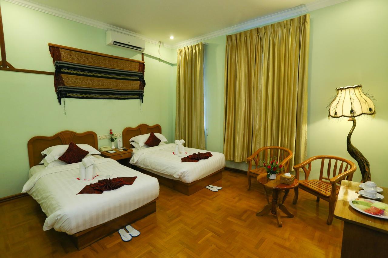 Hotel Dingar Mandalay Esterno foto